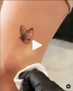 تتو پروانه مینیمال روی مچ پا